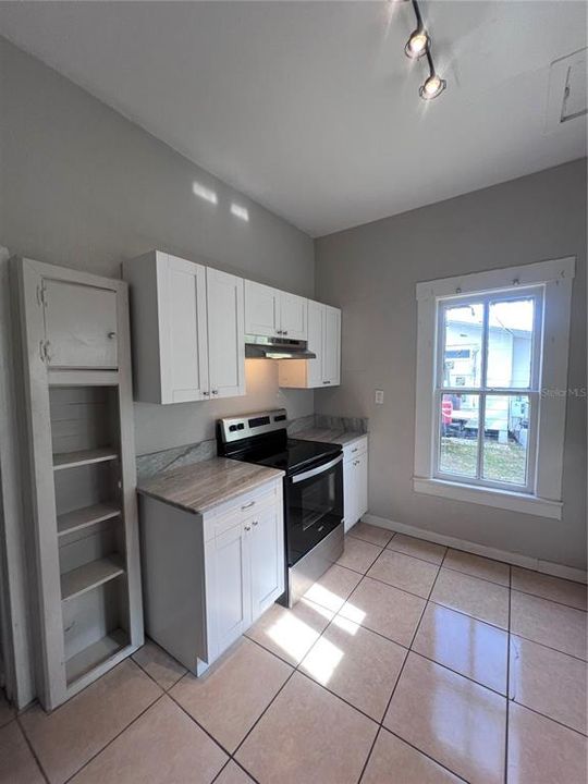 En Venta: $145,000 (2 camas, 1 baños, 704 Pies cuadrados)