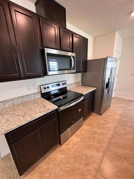 En Renta: $2,450 (4 camas, 2 baños, 1720 Pies cuadrados)