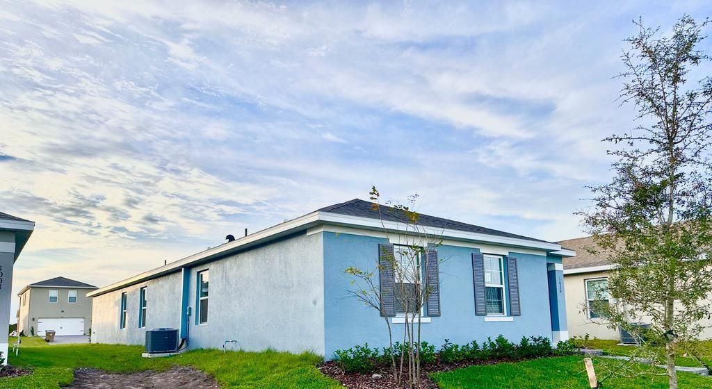 En Renta: $2,450 (4 camas, 2 baños, 1720 Pies cuadrados)