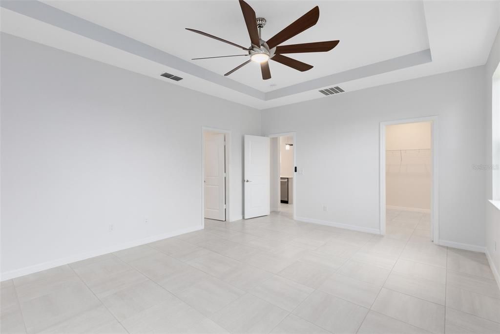 For Sale: $565,000 (4 beds, 3 baths, 2583 Square Feet)