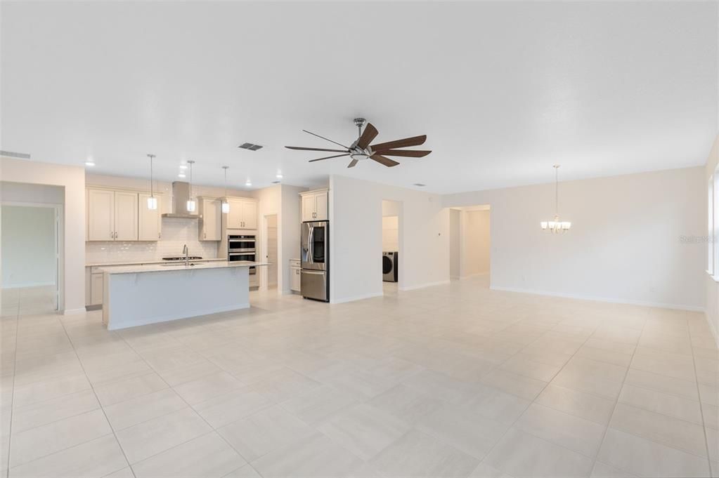 For Sale: $565,000 (4 beds, 3 baths, 2583 Square Feet)