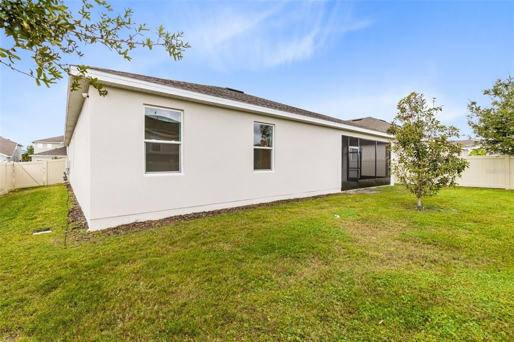 For Sale: $565,000 (4 beds, 3 baths, 2583 Square Feet)