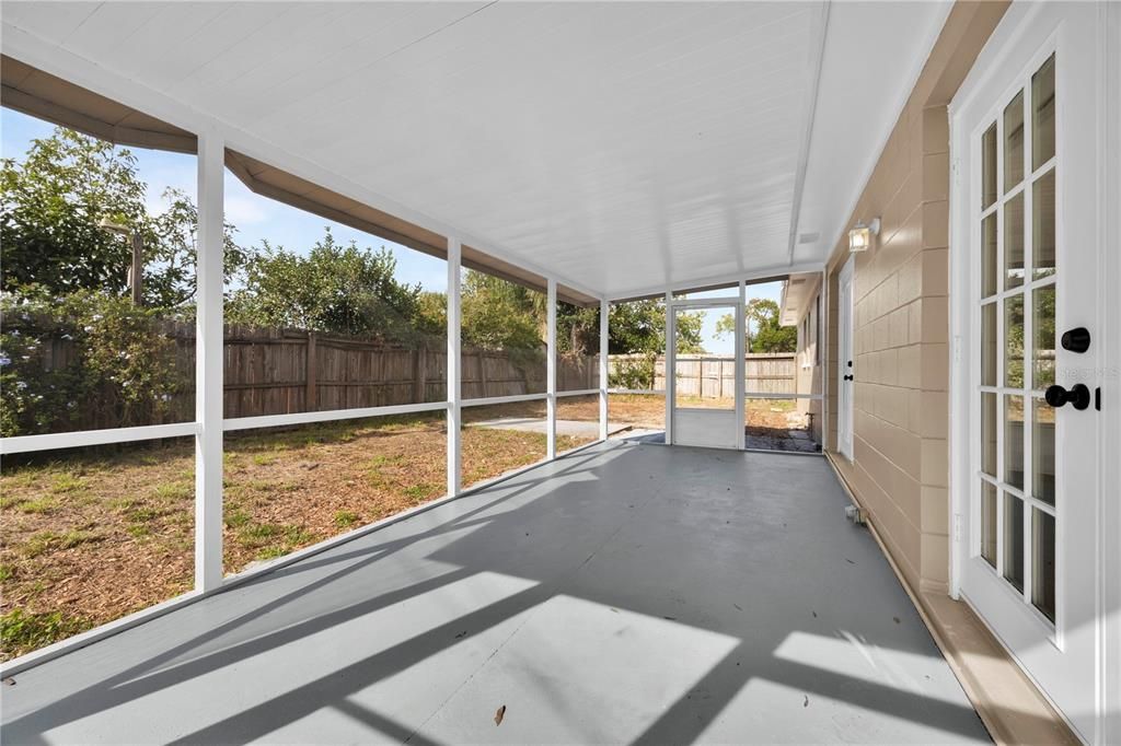 For Sale: $295,000 (3 beds, 2 baths, 1447 Square Feet)