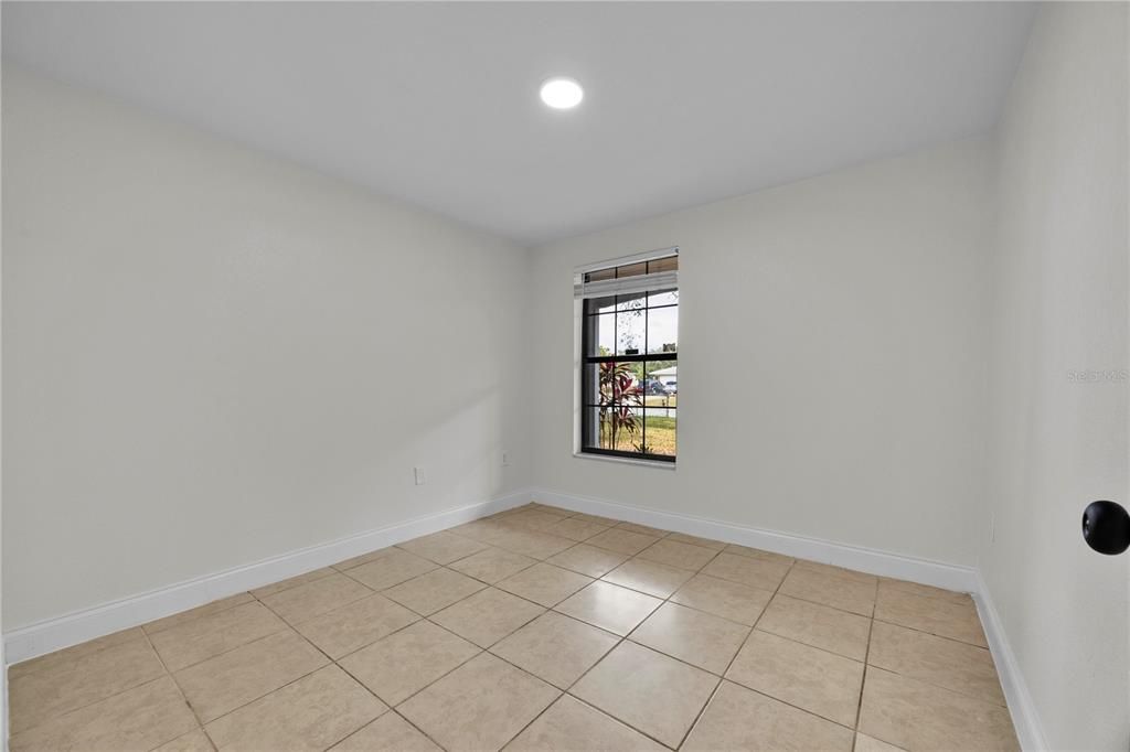 For Sale: $295,000 (3 beds, 2 baths, 1447 Square Feet)