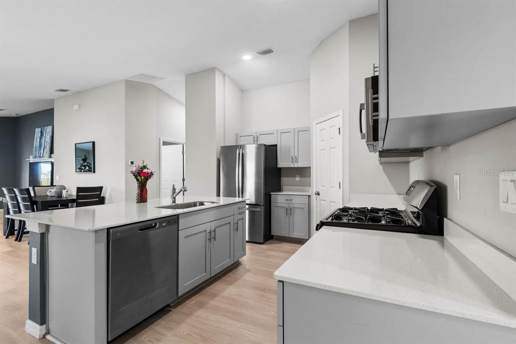 En Venta: $389,000 (3 camas, 2 baños, 1602 Pies cuadrados)