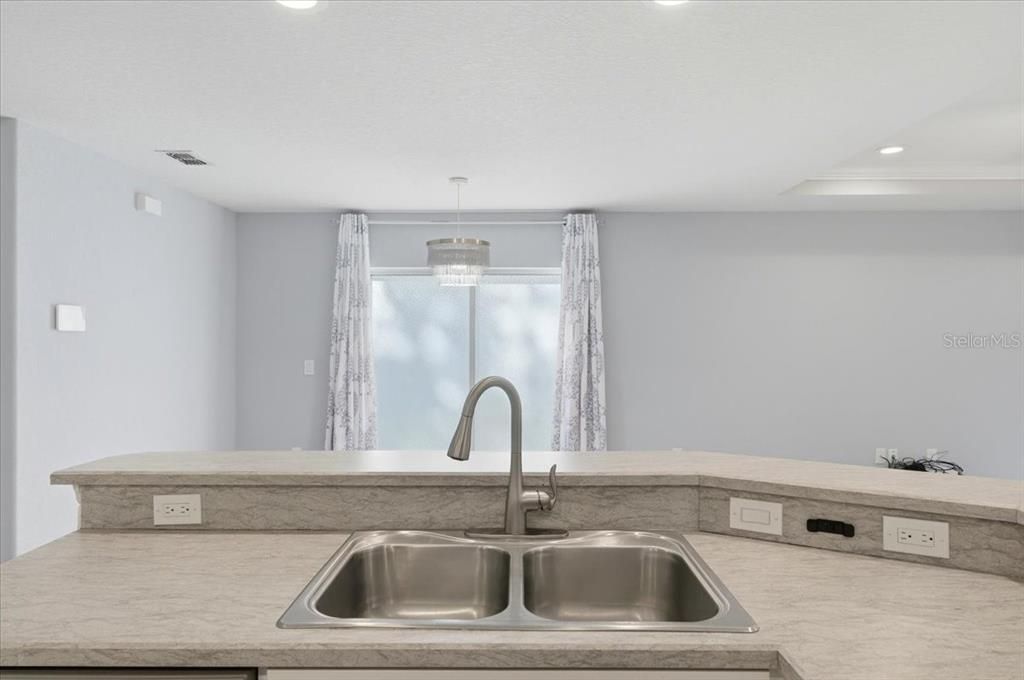 For Sale: $243,000 (3 beds, 2 baths, 1306 Square Feet)