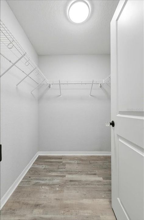 For Sale: $243,000 (3 beds, 2 baths, 1306 Square Feet)