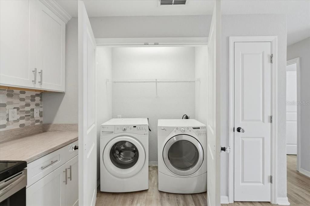 For Sale: $243,000 (3 beds, 2 baths, 1306 Square Feet)