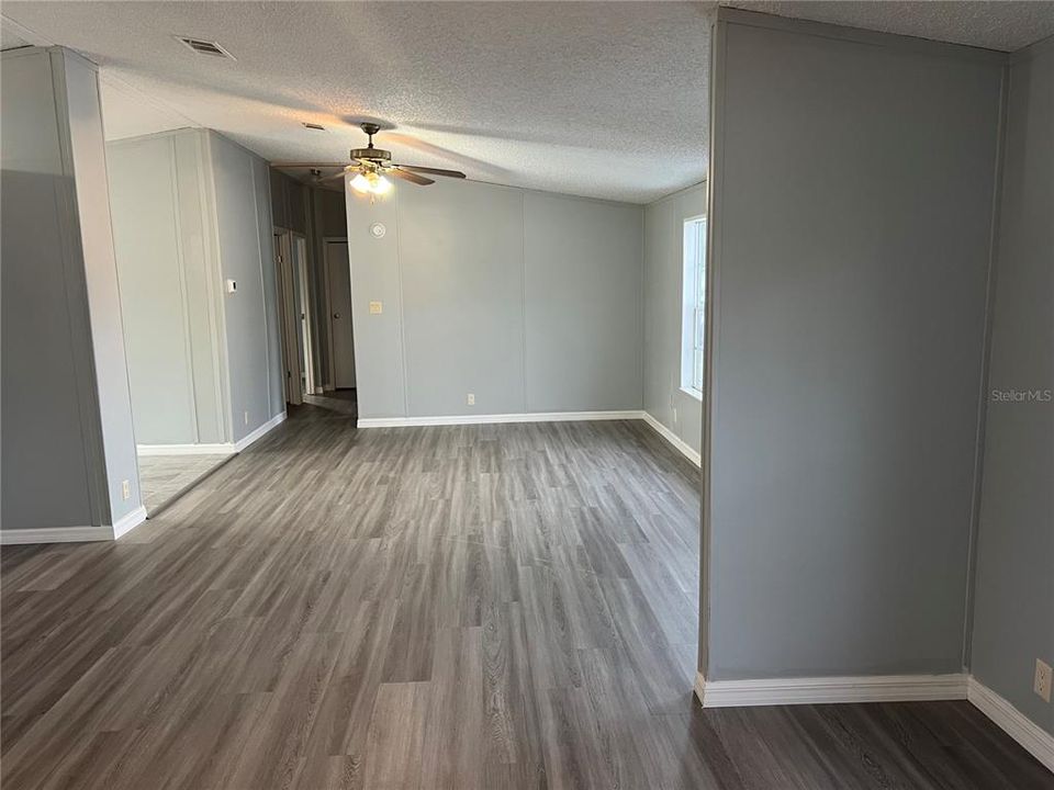 For Sale: $249,000 (3 beds, 2 baths, 1620 Square Feet)