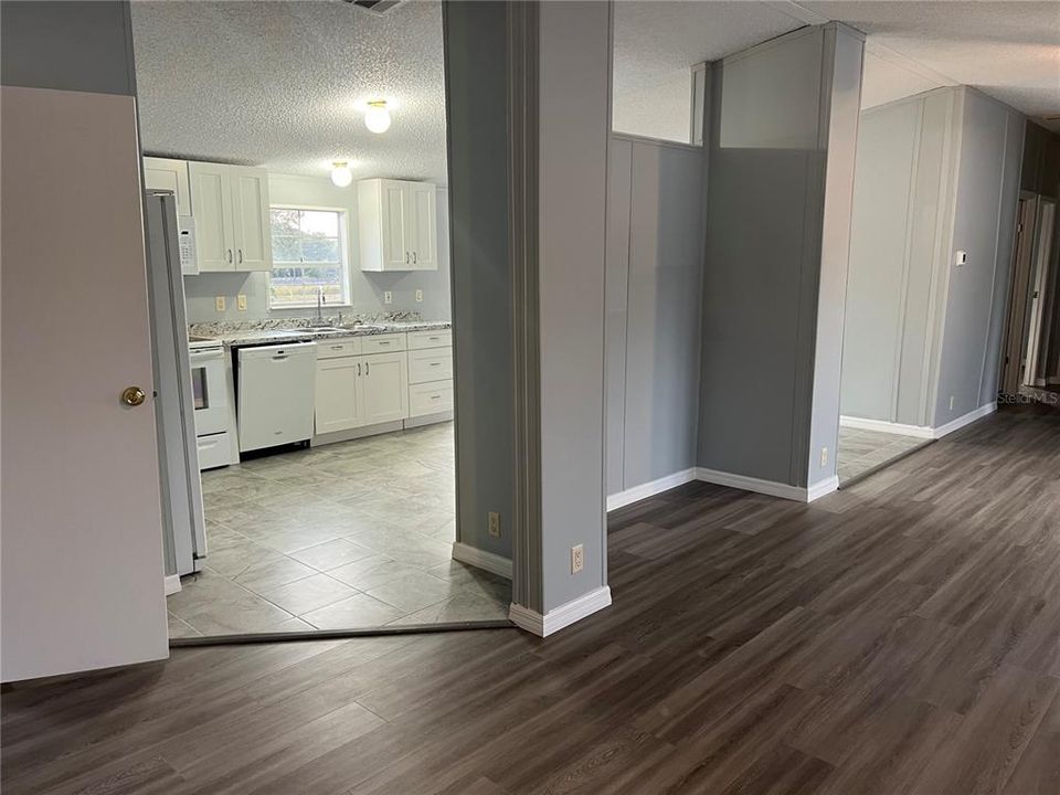 For Sale: $249,000 (3 beds, 2 baths, 1620 Square Feet)