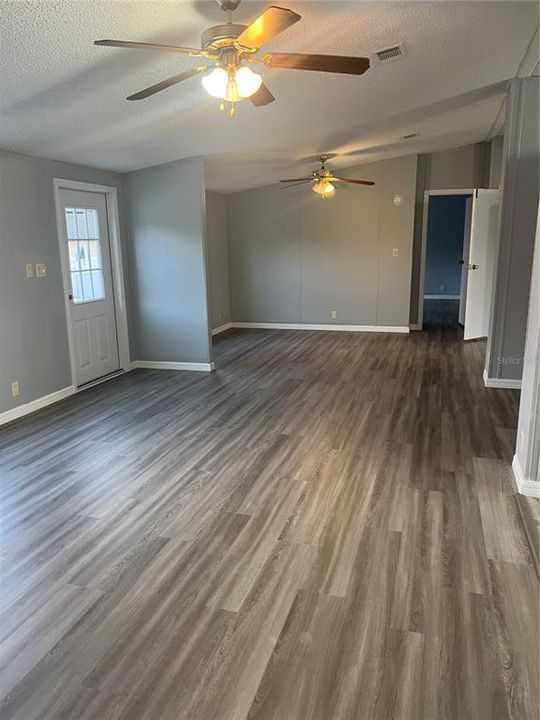 For Sale: $249,000 (3 beds, 2 baths, 1620 Square Feet)