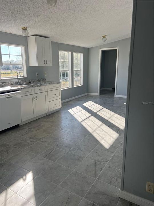 For Sale: $249,000 (3 beds, 2 baths, 1620 Square Feet)