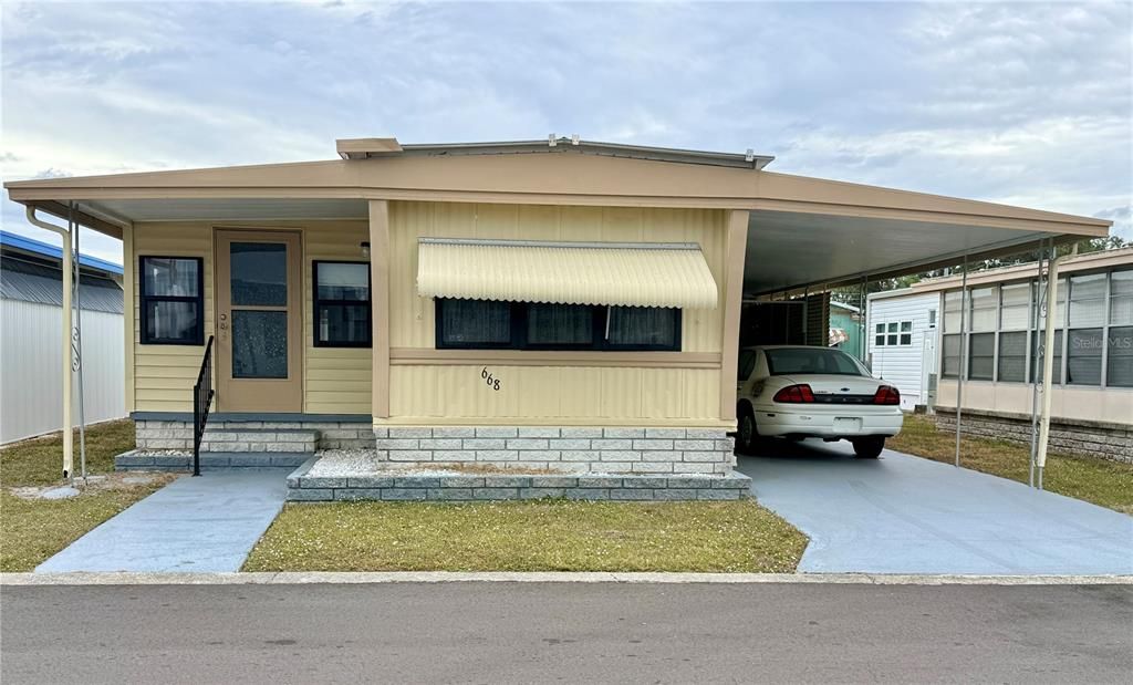 For Sale: $60,000 (2 beds, 1 baths, 672 Square Feet)