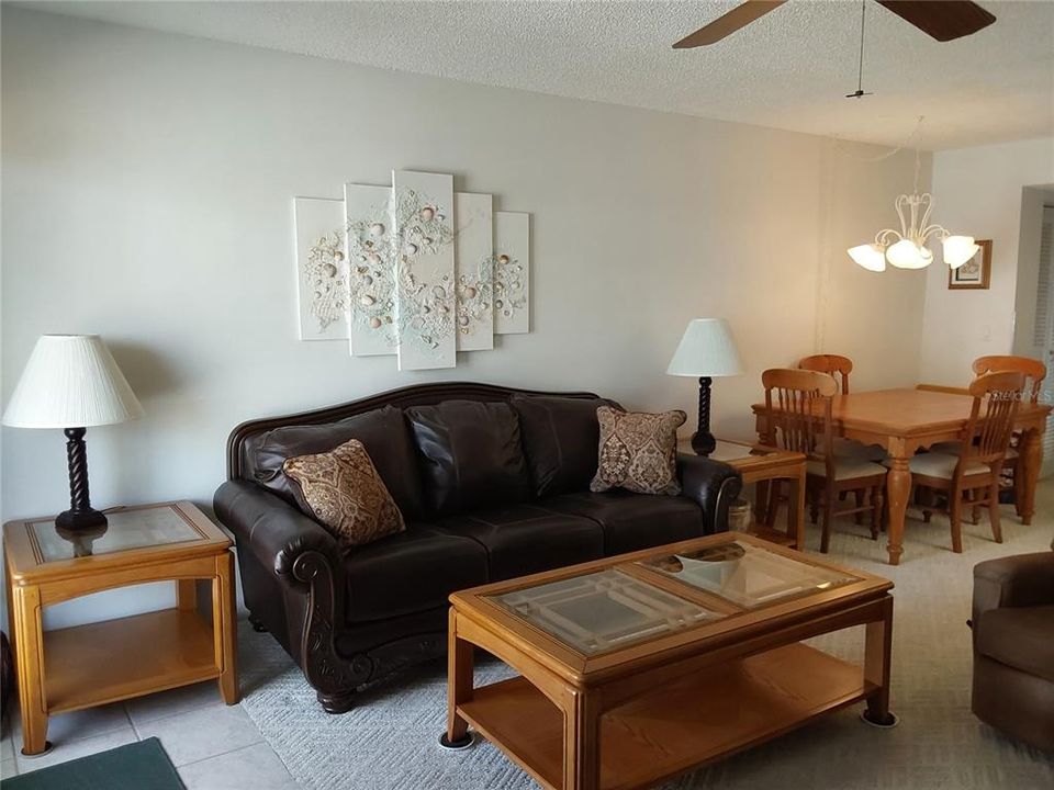 待售: $299,000 (1 贝兹, 1 浴室, 619 平方英尺)