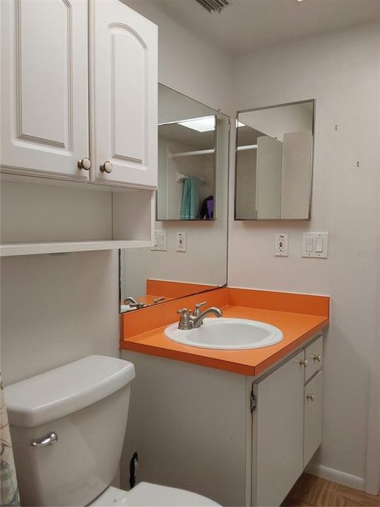 待售: $299,000 (1 贝兹, 1 浴室, 619 平方英尺)