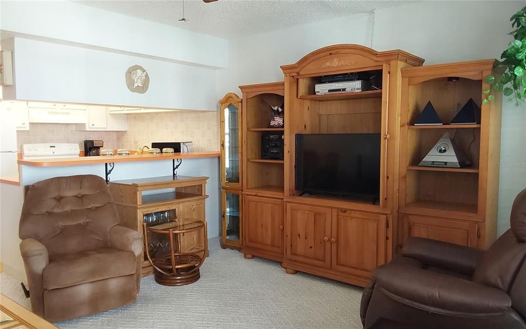 待售: $299,000 (1 贝兹, 1 浴室, 619 平方英尺)