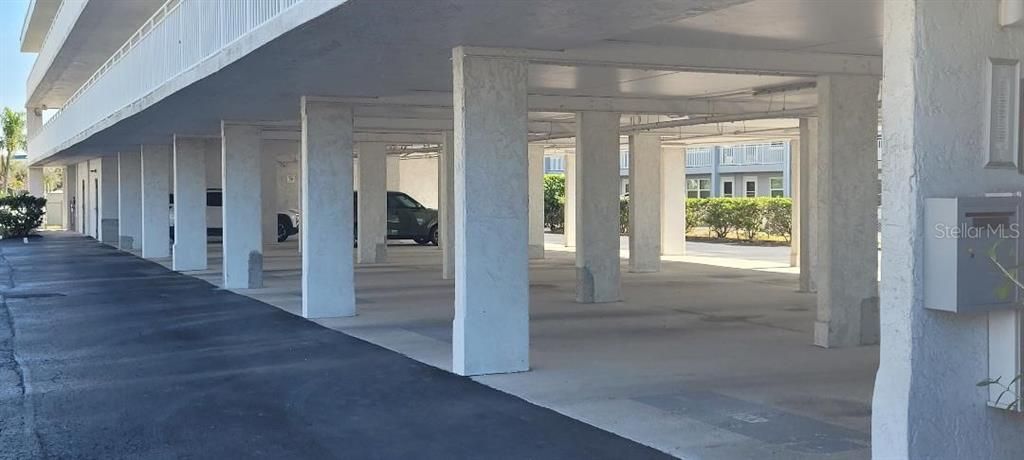 待售: $299,000 (1 贝兹, 1 浴室, 619 平方英尺)