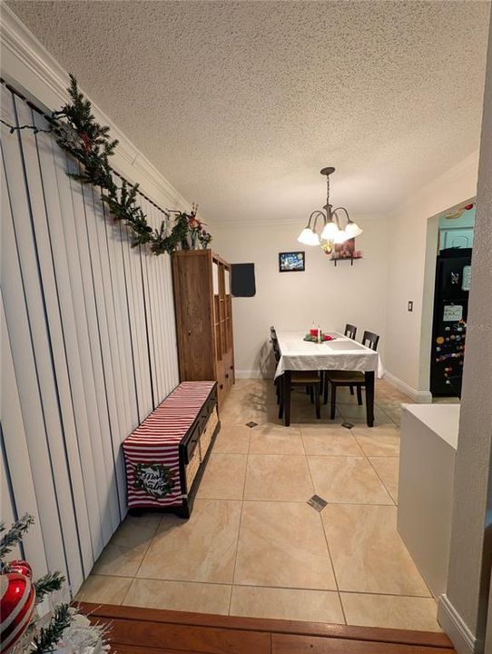 En Venta: $194,777 (3 camas, 2 baños, 1426 Pies cuadrados)