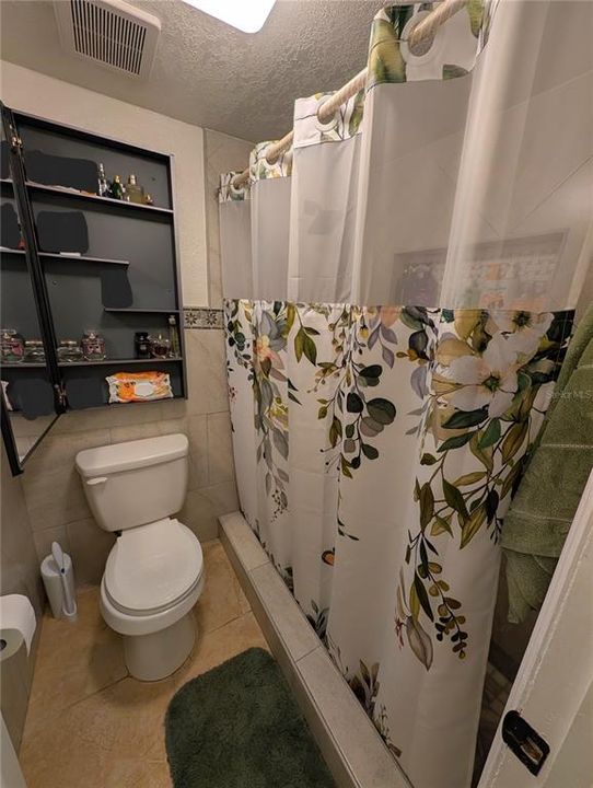 En Venta: $194,777 (3 camas, 2 baños, 1426 Pies cuadrados)