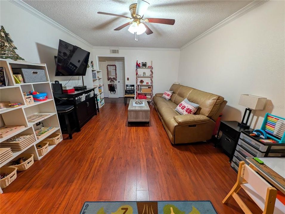 En Venta: $194,777 (3 camas, 2 baños, 1426 Pies cuadrados)