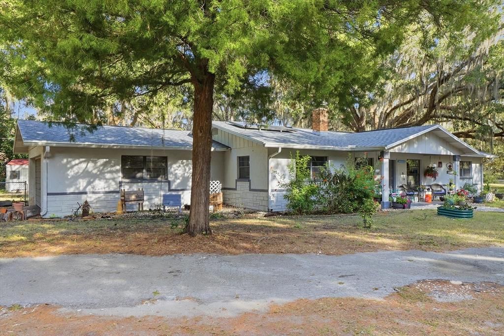 На продажу: $340,000 (3 спален, 2 ванн, 1932 Квадратных фут)