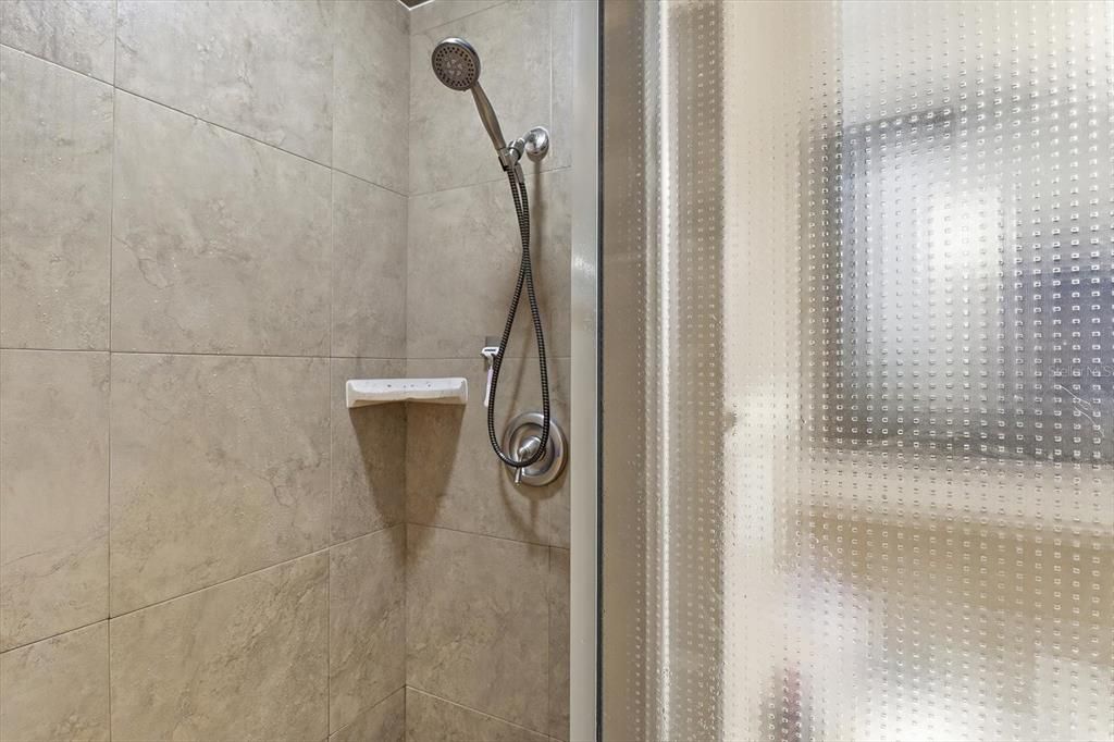 На продажу: $340,000 (3 спален, 2 ванн, 1932 Квадратных фут)