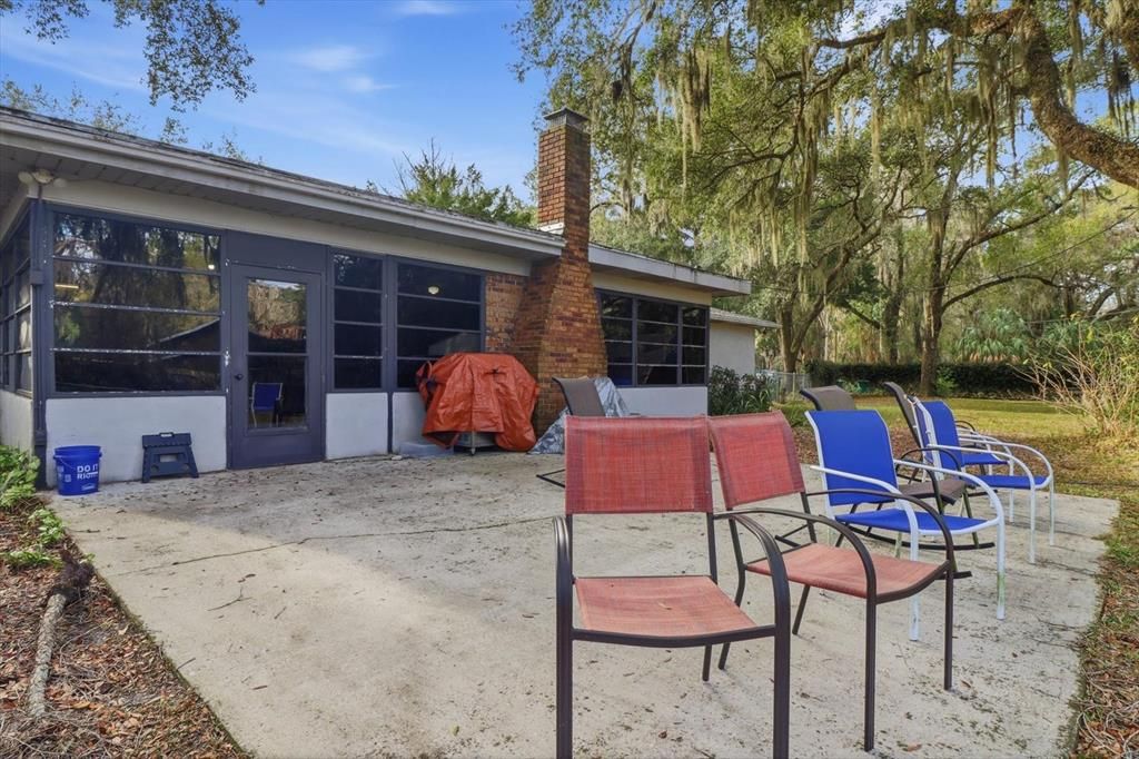 На продажу: $340,000 (3 спален, 2 ванн, 1932 Квадратных фут)