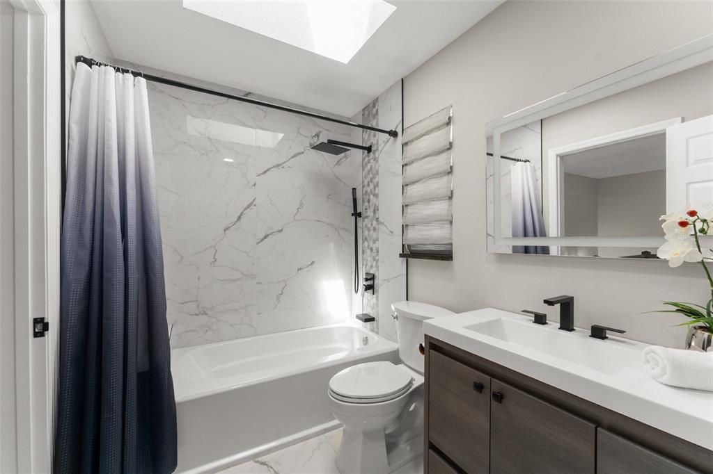 En Venta: $1,224,000 (4 camas, 3 baños, 2791 Pies cuadrados)