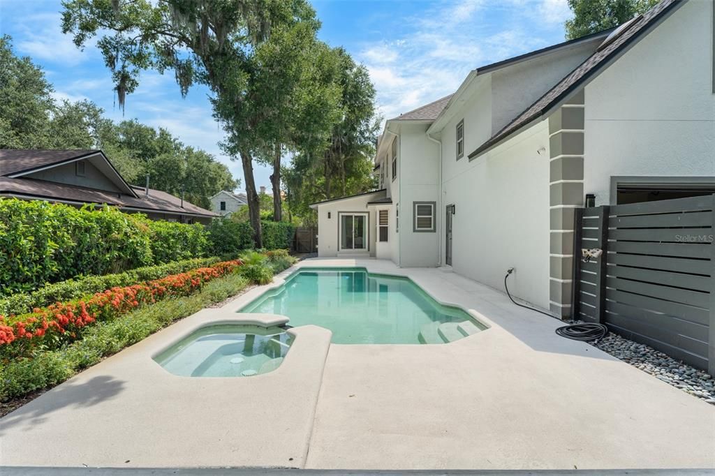 En Venta: $1,224,000 (4 camas, 3 baños, 2791 Pies cuadrados)