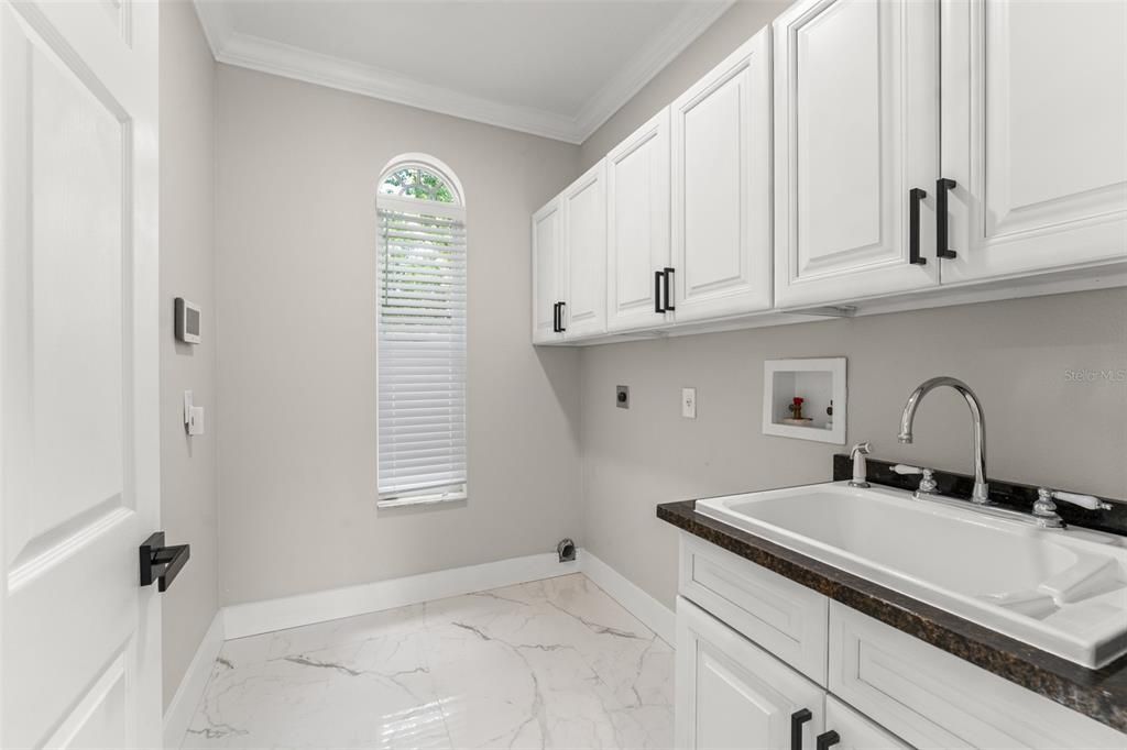 En Venta: $1,224,000 (4 camas, 3 baños, 2791 Pies cuadrados)