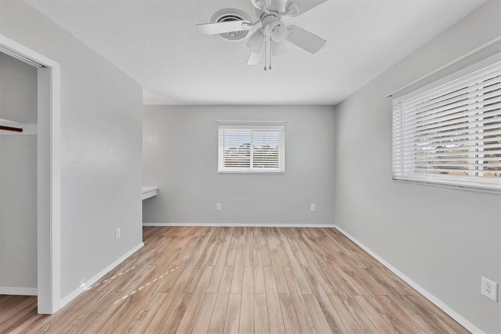 For Sale: $355,000 (3 beds, 2 baths, 1584 Square Feet)