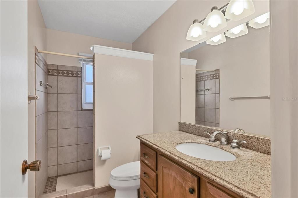 For Sale: $355,000 (3 beds, 2 baths, 1584 Square Feet)