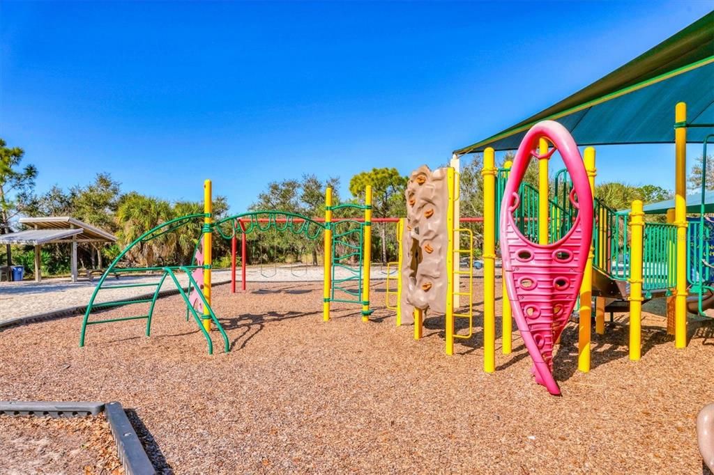 For Sale: $355,000 (3 beds, 2 baths, 1584 Square Feet)