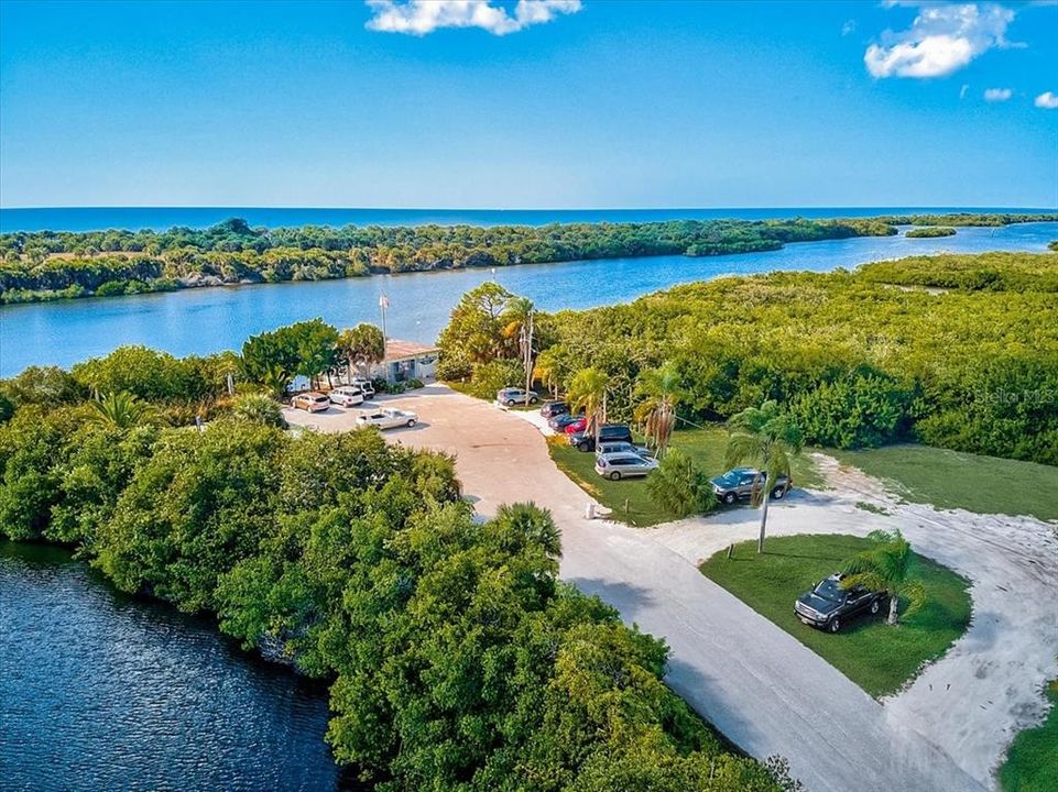 For Sale: $355,000 (3 beds, 2 baths, 1584 Square Feet)