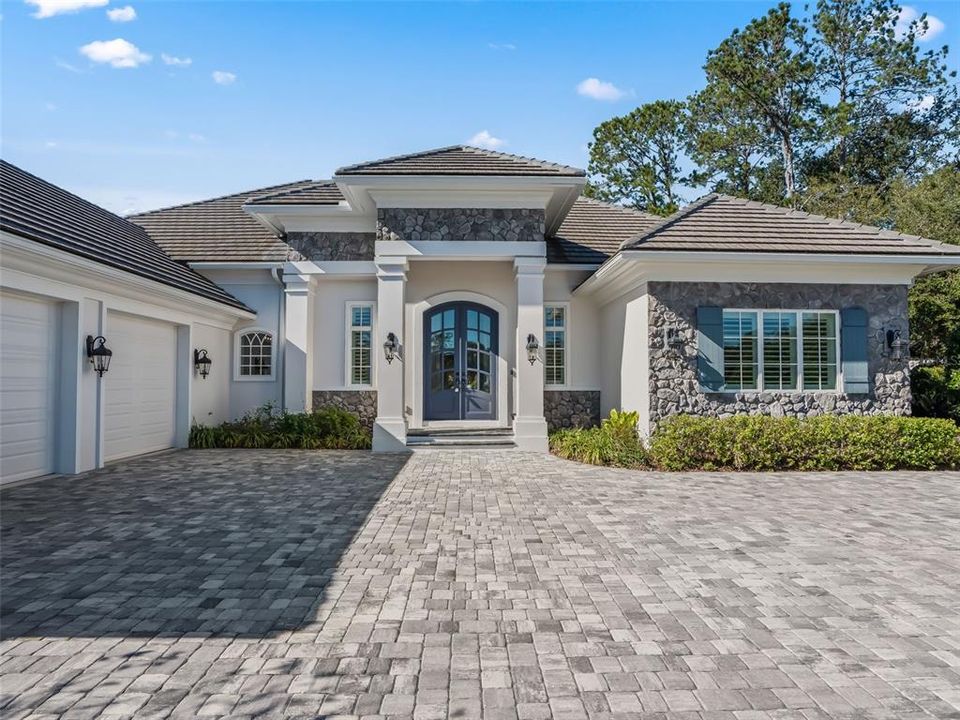 En Venta: $3,599,000 (5 camas, 5 baños, 4002 Pies cuadrados)