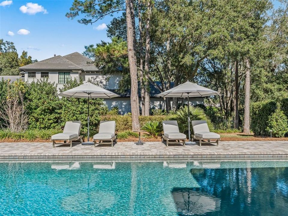 En Venta: $3,599,000 (5 camas, 5 baños, 4002 Pies cuadrados)