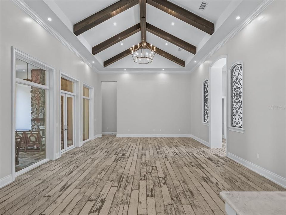 En Venta: $3,599,000 (5 camas, 5 baños, 4002 Pies cuadrados)