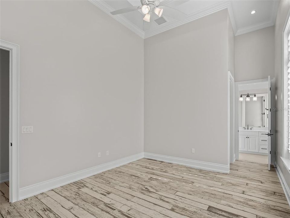 En Venta: $3,599,000 (5 camas, 5 baños, 4002 Pies cuadrados)