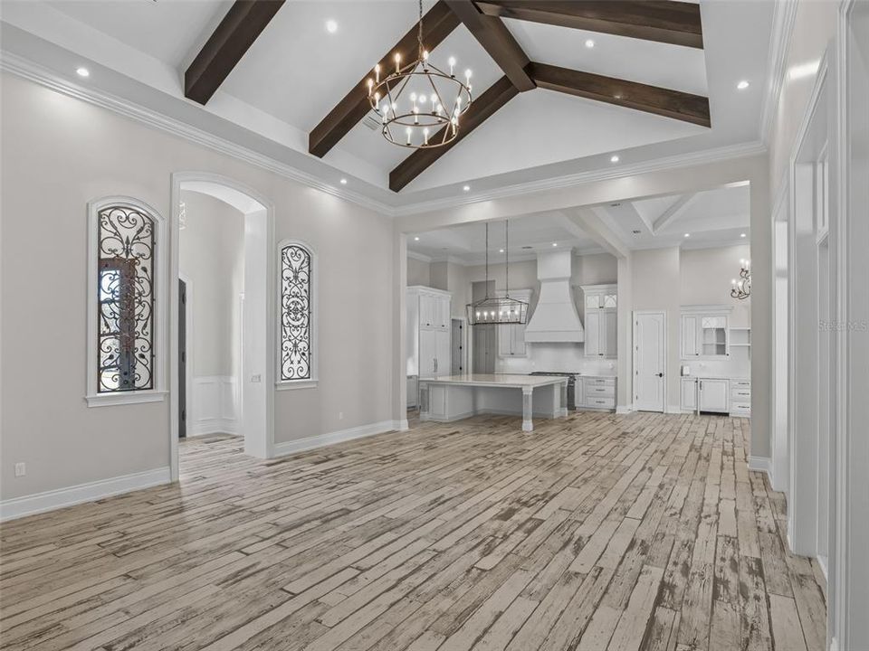 En Venta: $3,599,000 (5 camas, 5 baños, 4002 Pies cuadrados)