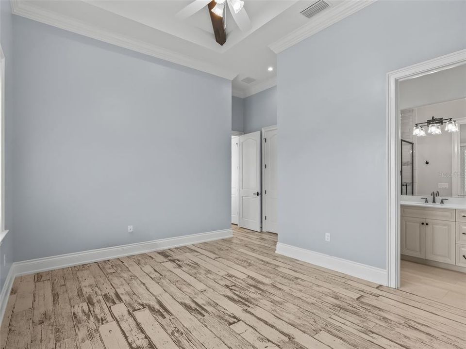 En Venta: $3,599,000 (5 camas, 5 baños, 4002 Pies cuadrados)