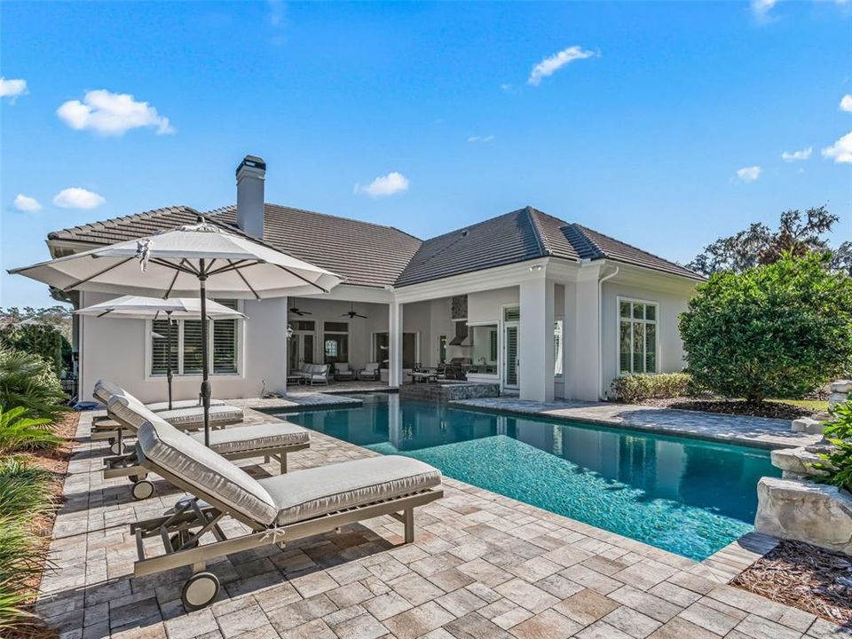 En Venta: $3,599,000 (5 camas, 5 baños, 4002 Pies cuadrados)