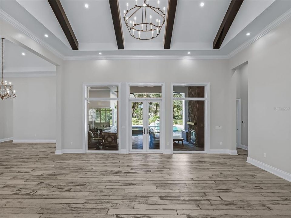 En Venta: $3,599,000 (5 camas, 5 baños, 4002 Pies cuadrados)