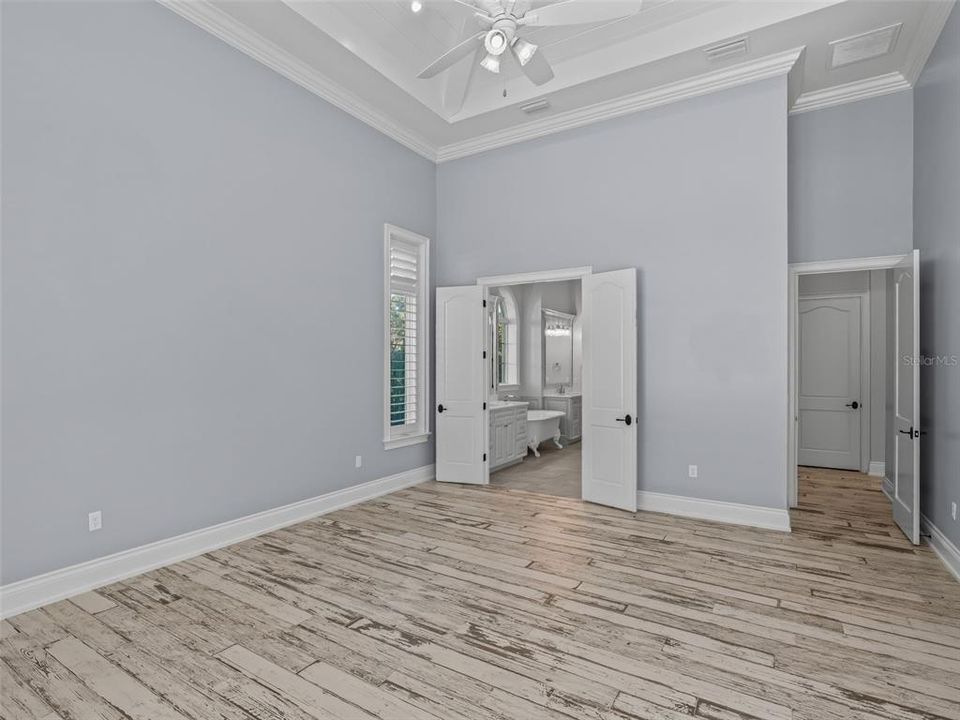 En Venta: $3,599,000 (5 camas, 5 baños, 4002 Pies cuadrados)