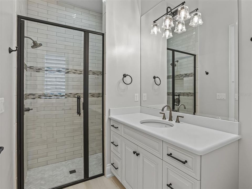 En Venta: $3,599,000 (5 camas, 5 baños, 4002 Pies cuadrados)