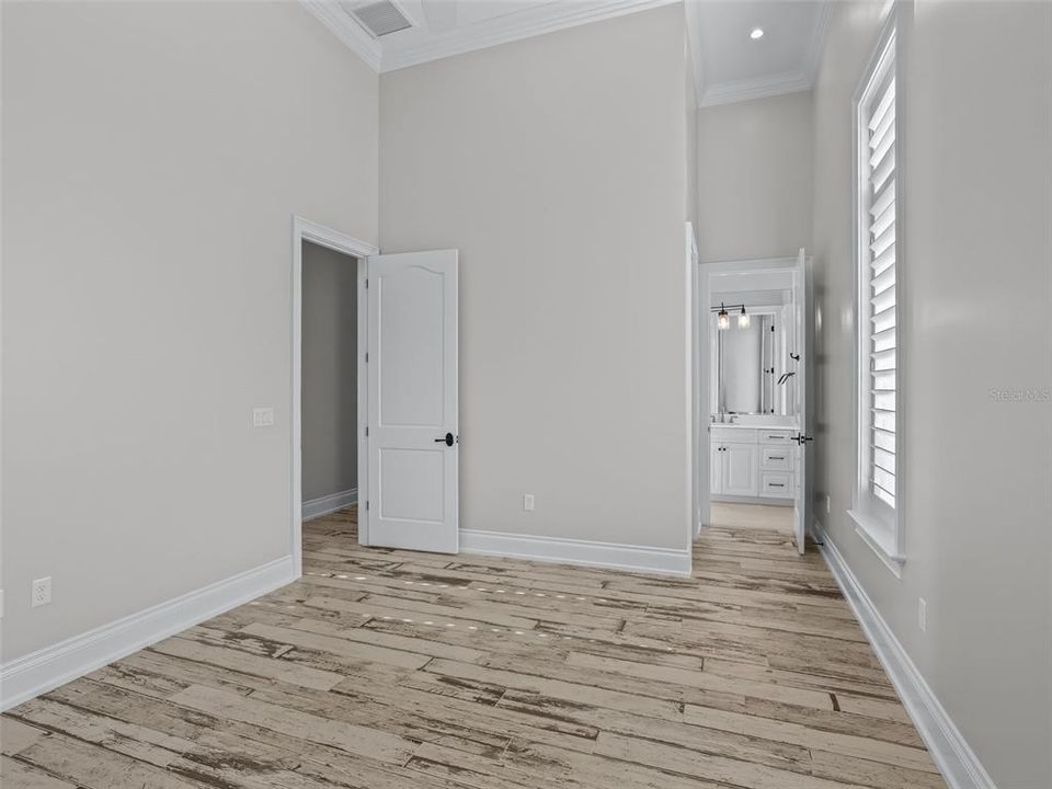 En Venta: $3,599,000 (5 camas, 5 baños, 4002 Pies cuadrados)