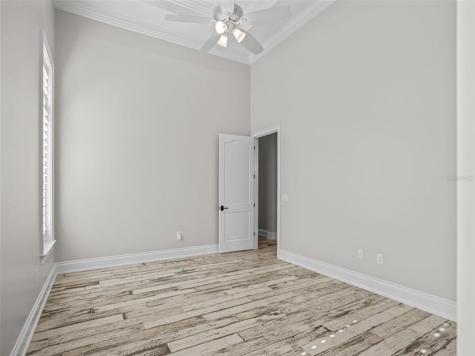 En Venta: $3,599,000 (5 camas, 5 baños, 4002 Pies cuadrados)