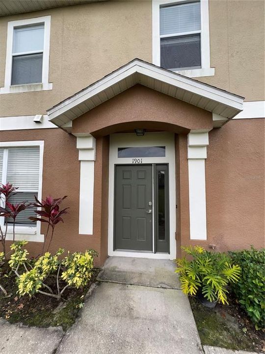 For Rent: $1,900 (2 beds, 2 baths, 1259 Square Feet)