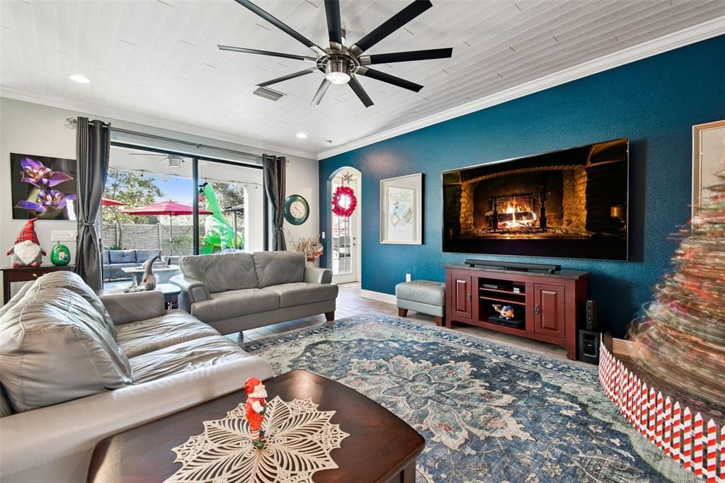 For Sale: $685,000 (5 beds, 3 baths, 3316 Square Feet)