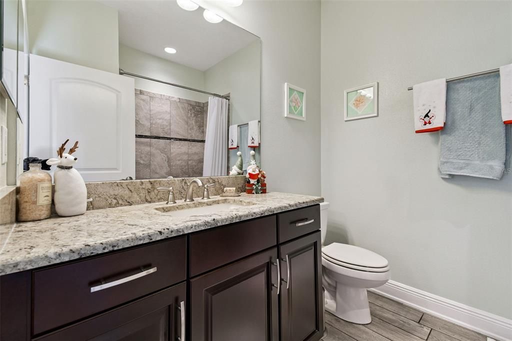 For Sale: $685,000 (5 beds, 3 baths, 3316 Square Feet)