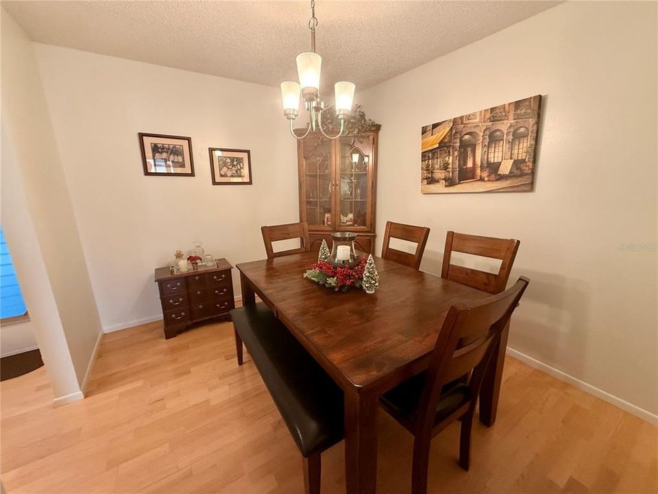 En Venta: $200,000 (2 camas, 2 baños, 1372 Pies cuadrados)